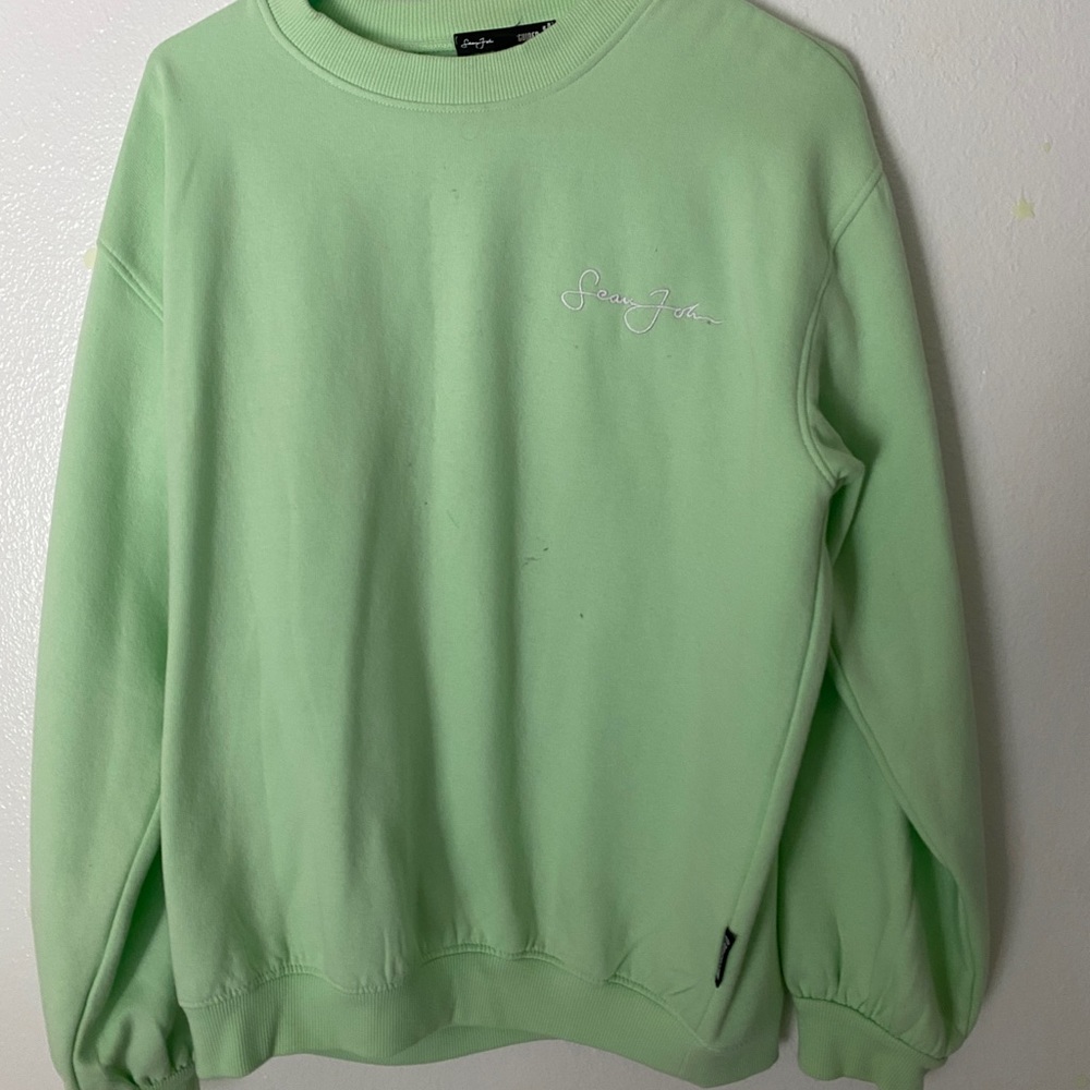 Green Missguided x Sean John collab sweater